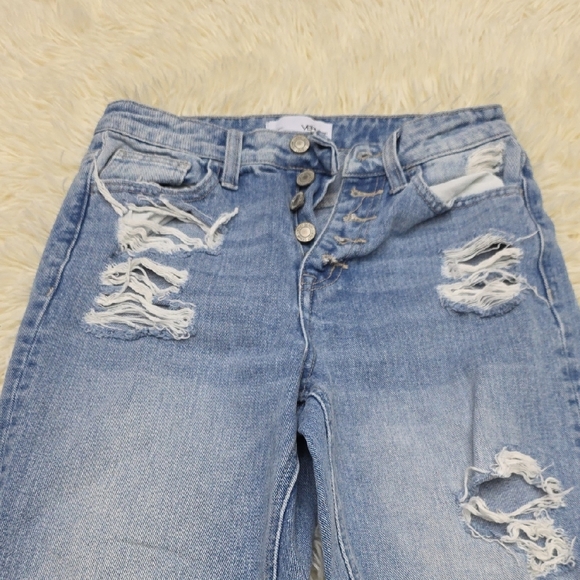 Casual Distressed Boyfriend Jeans in Light Blue - Picture 2 of 8